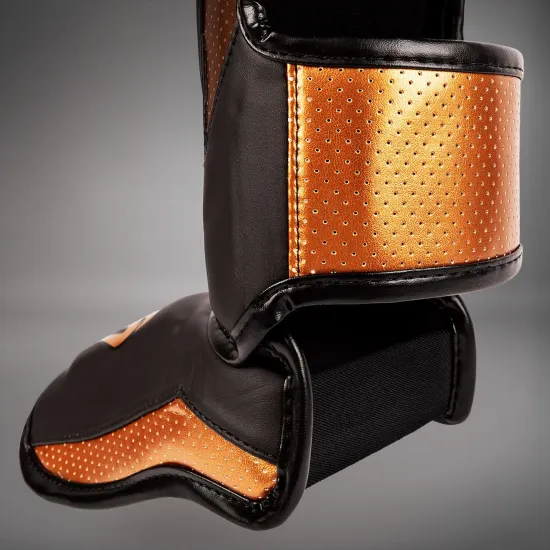 Защита ног Venum Elite Evo Shinguards Black/Bronze-M