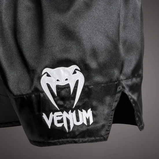 Шорты для тайского бокса Venum Classic Muay Thai Shorts Black/White-S