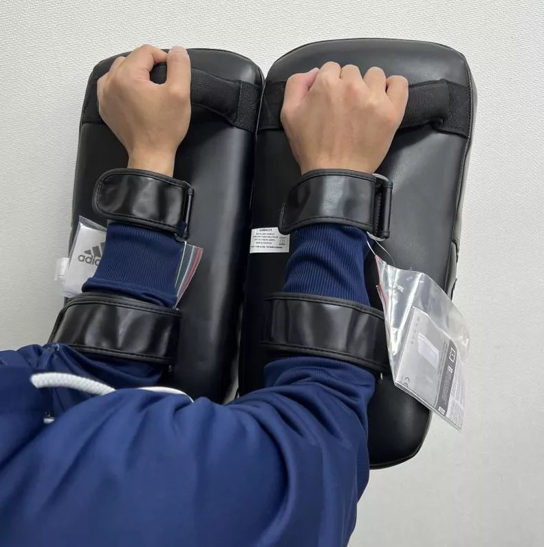 Пад Adidas Economy Thai Pad-42х21см