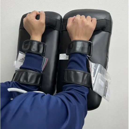 Пад Adidas Economy Thai Pad-42х21см