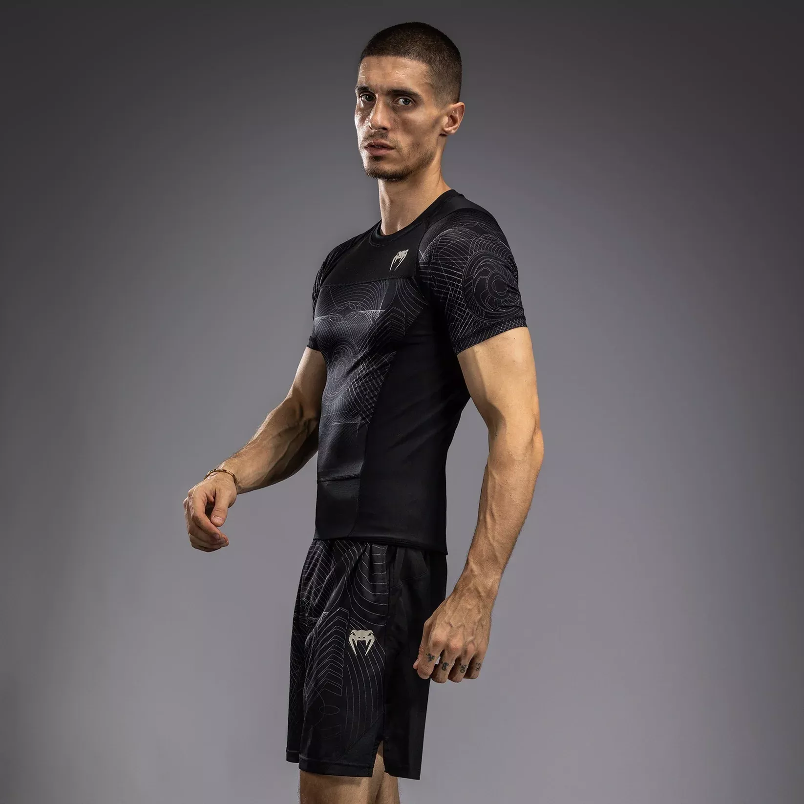 Рашгард Venum G-Fit Air Men's Short Sleeve Rashguard Deep Black/Desert Sand-S
