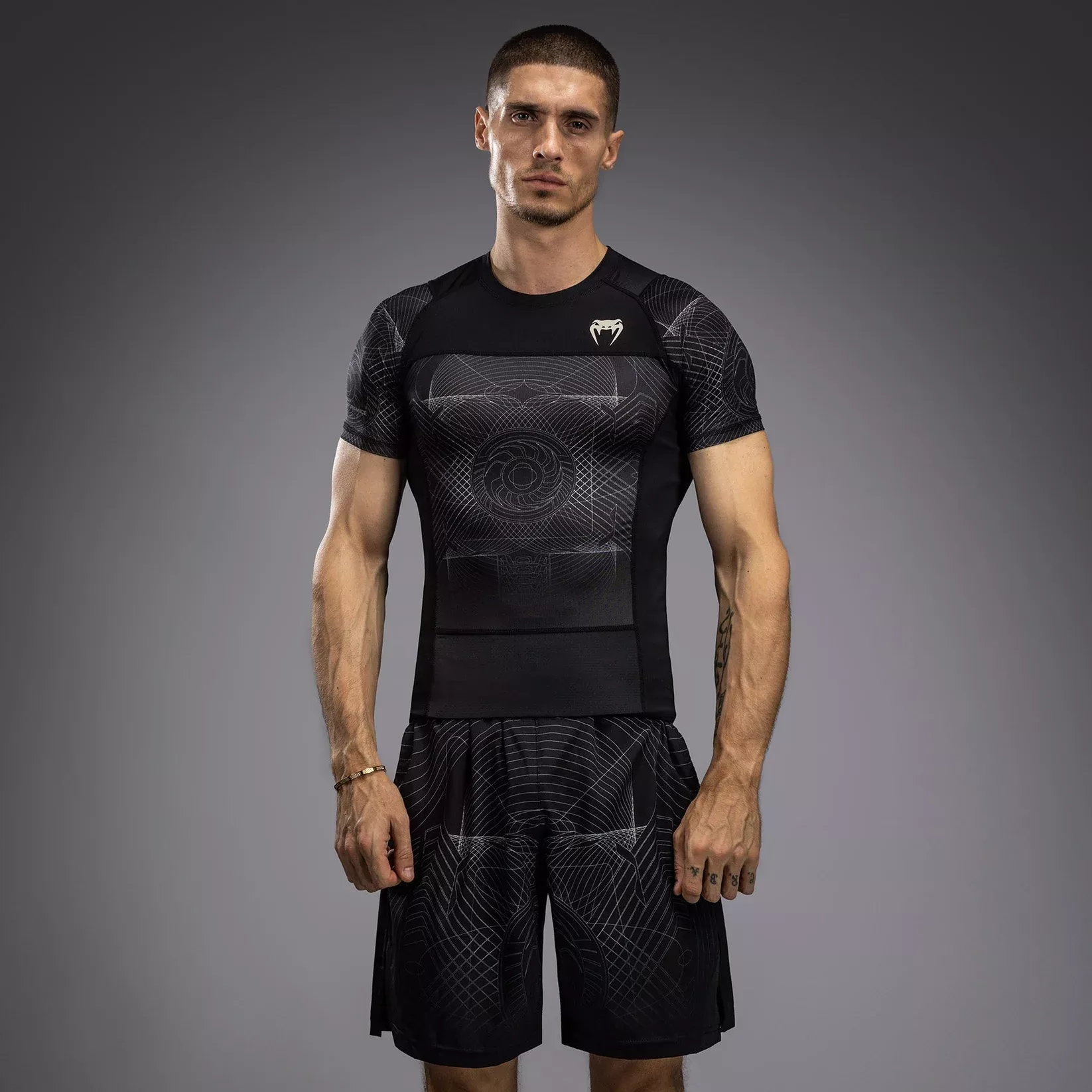 Рашгард Venum G-Fit Air Men's Short Sleeve Rashguard Deep Black/Desert Sand-S