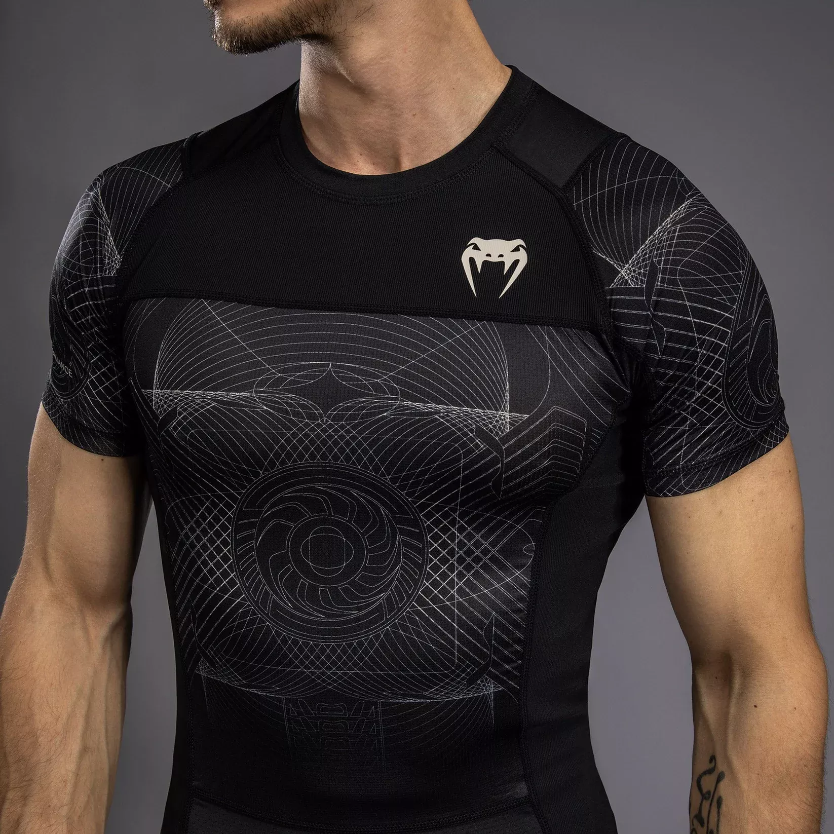 Рашгард Venum G-Fit Air Men's Short Sleeve Rashguard Deep Black/Desert Sand-S