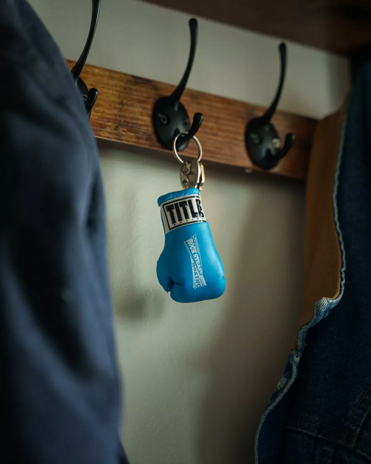 Брелок рукавичка TITLE Boxing Rock Steady Glove Keyring Blue