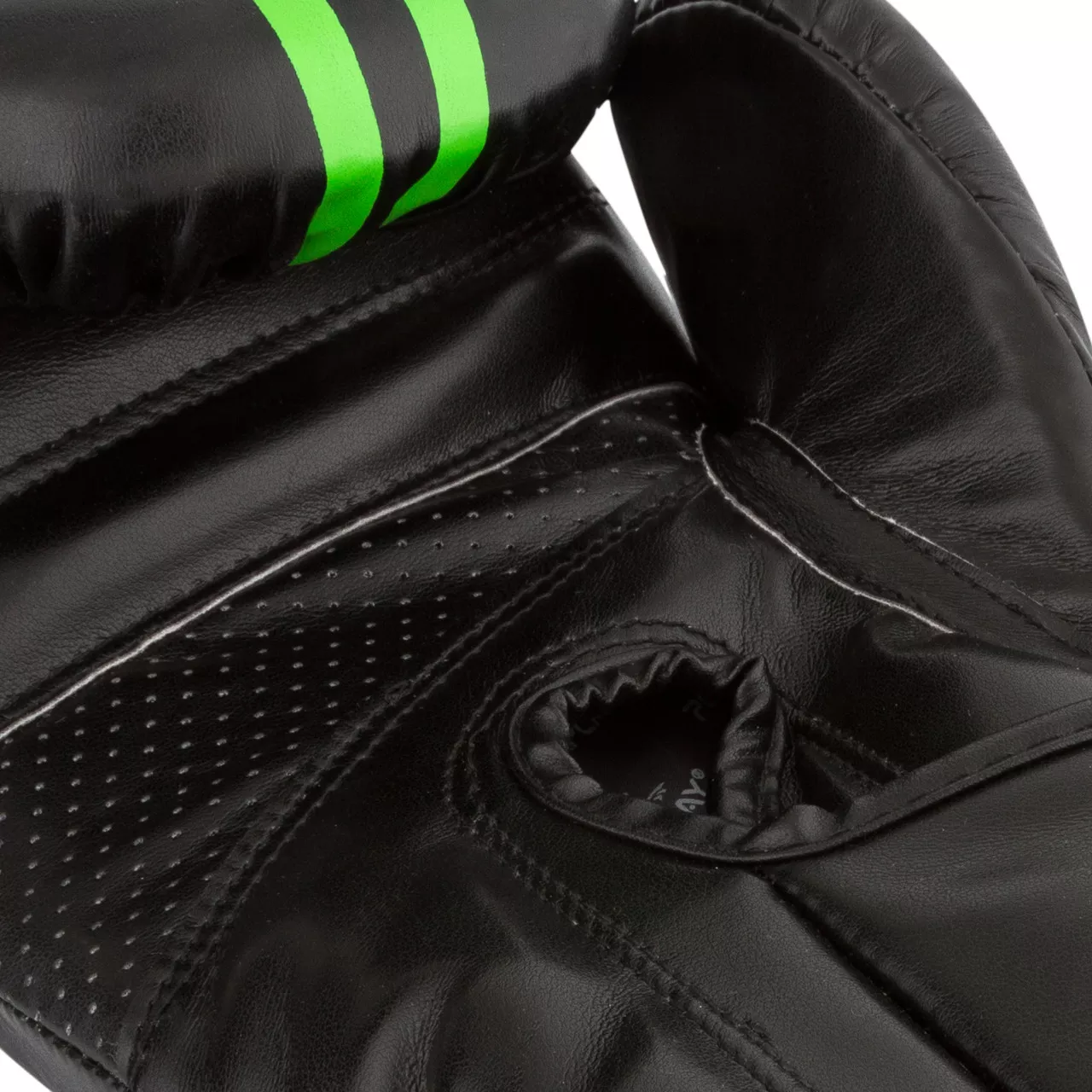 Боксерские перчатки PowerPlay 3016 черно-зеленые 8 унций