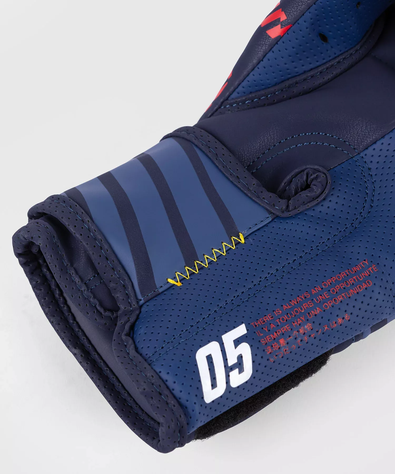 Перчатки для бокса Venum Sport 05 Boxing Gloves-12