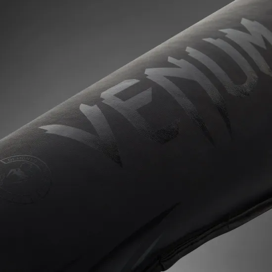 Захист ніг Venum Challenger Standup Shin Guards Matte/Black-M