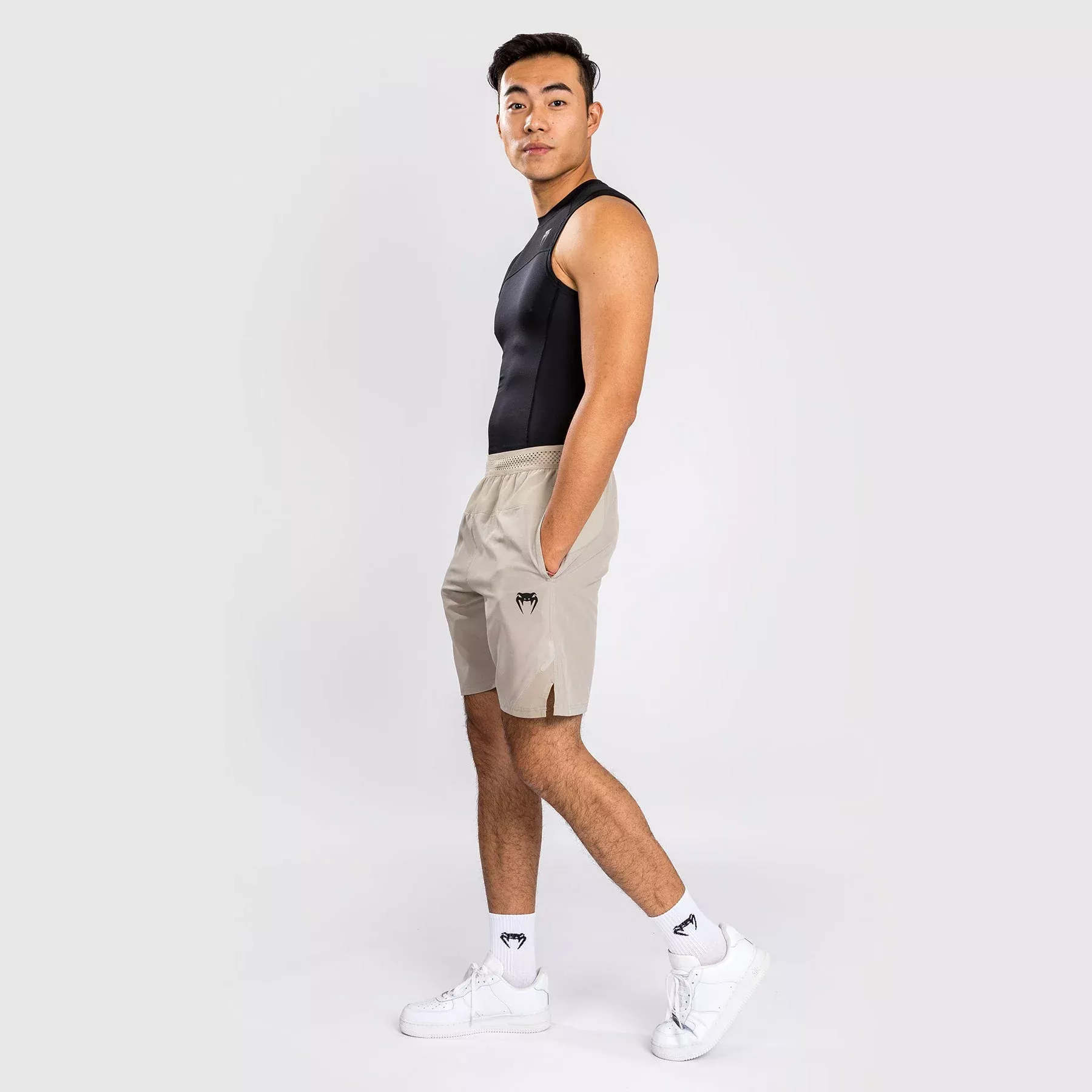 Шорты Venum G-Fit Air Training Short Sand-S