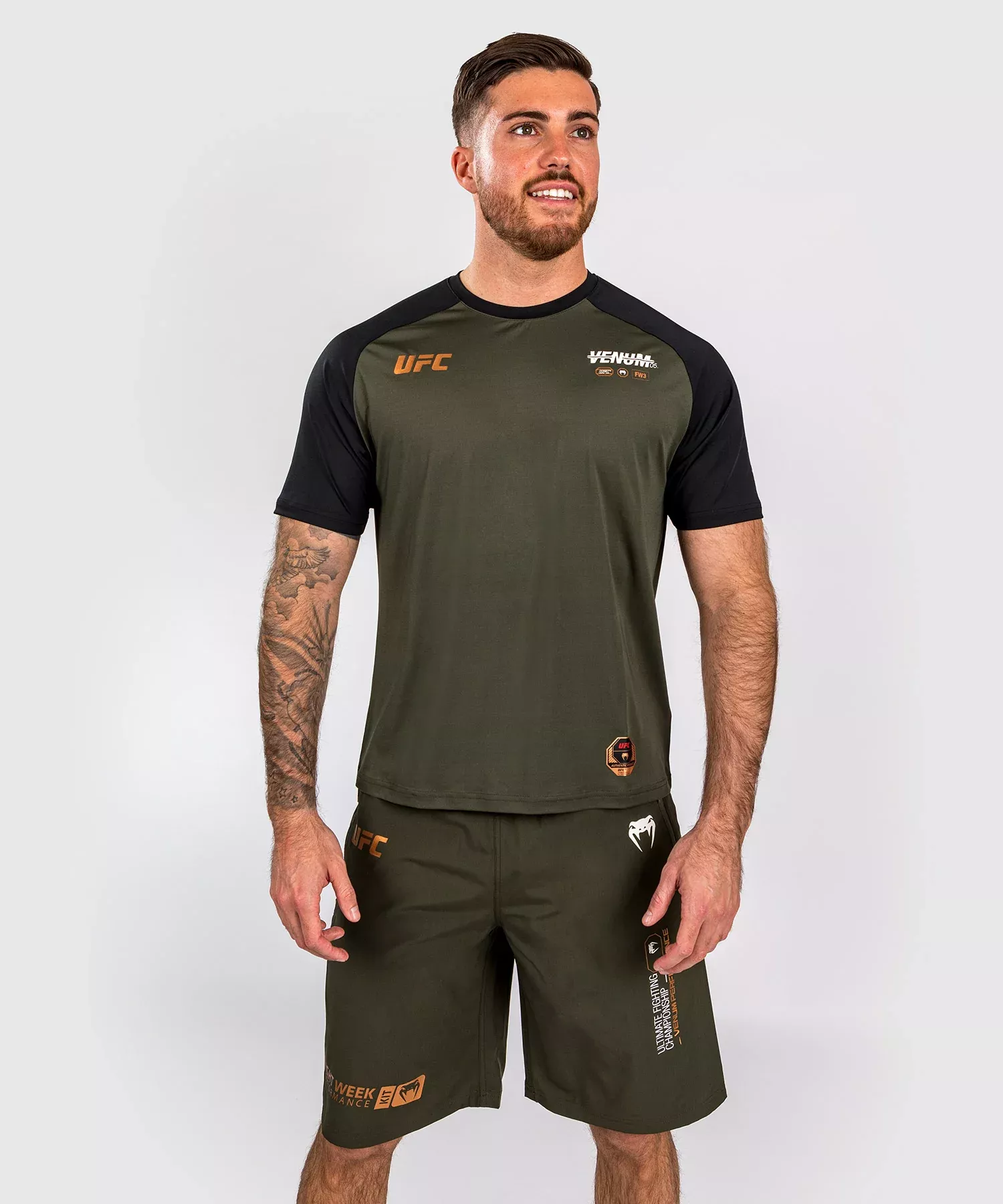 Футболка Venum UFC Adrenaline Fight Week Men’s Dry-tech Khaki/Bronze-S
