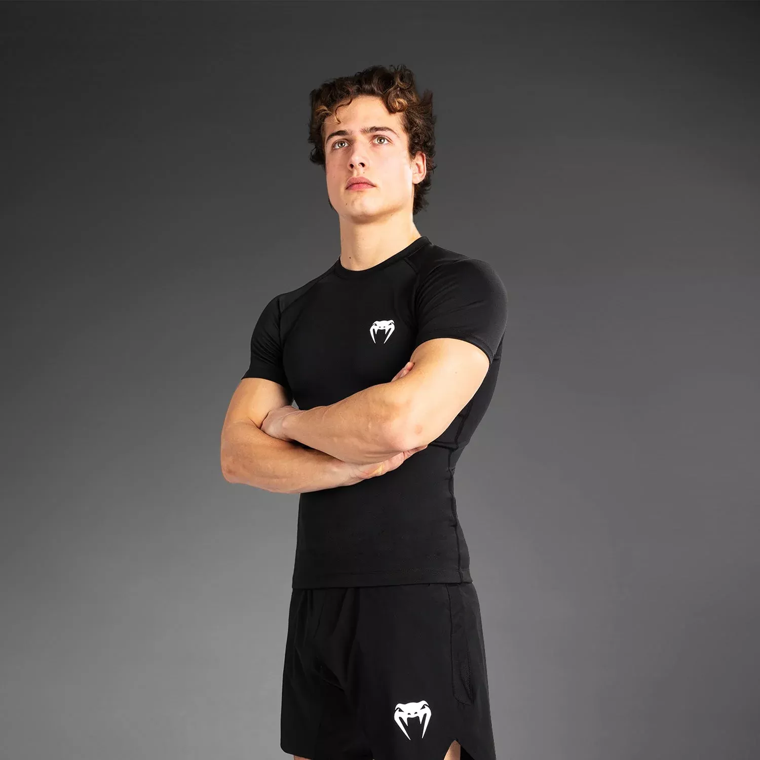 Рашгард Venum Contender Men’s Short Sleeve Rashguard Black/White-S