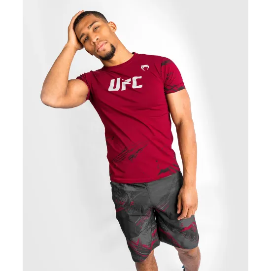 Футболка UFC Venum Authentic Fight Week 2.0 Men’s T-Shirt Red-S