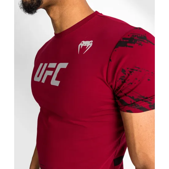 Футболка UFC Venum Authentic Fight Week 2.0 Men’s T-Shirt Red-S