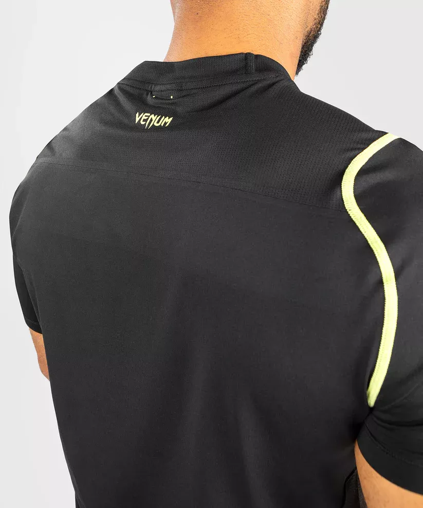 Футболка Venum Fusion 2.0 Men Dry Tech T-Shirt Black/Yellow-S