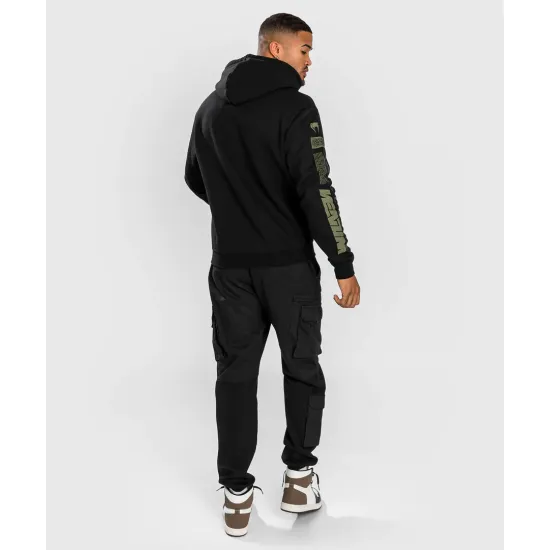 Спортивная кофта Venum Fangs Hoodie Regular Fit-S
