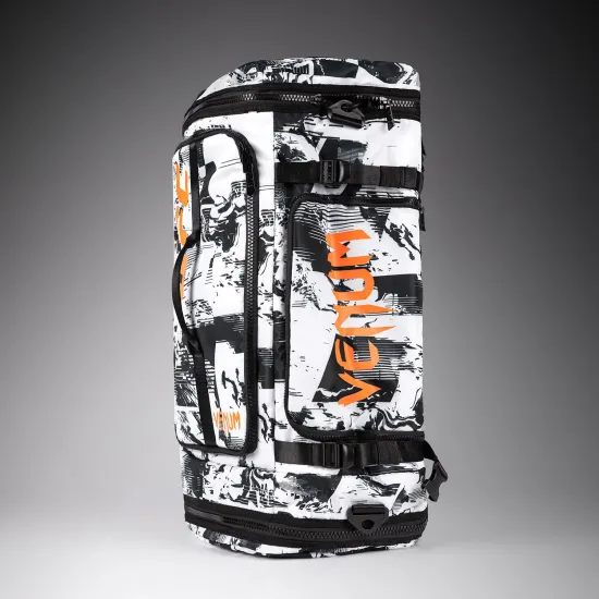 Сумка-рюкзак UFC Zenith by Venum Authentic Fight Week White Gear Bag-58х31х22см