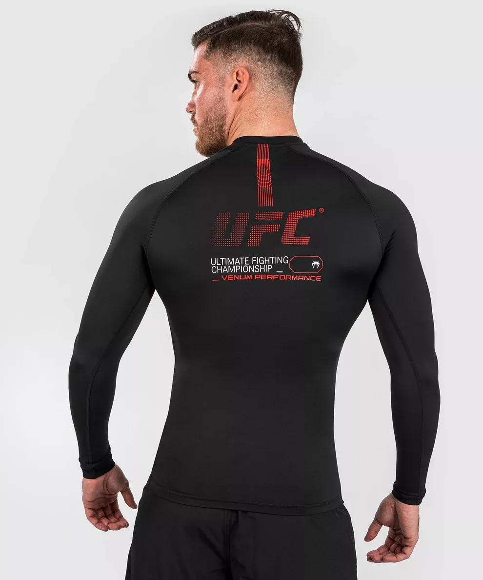 Рашгард Venum UFC Adrenaline Fight Week Men’s Performance Long-sleeve-S