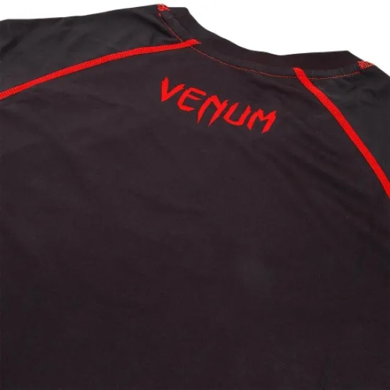 Рашгард Venum Contender 3.0 Compression Short Sleeves Black/Neo Red-L 