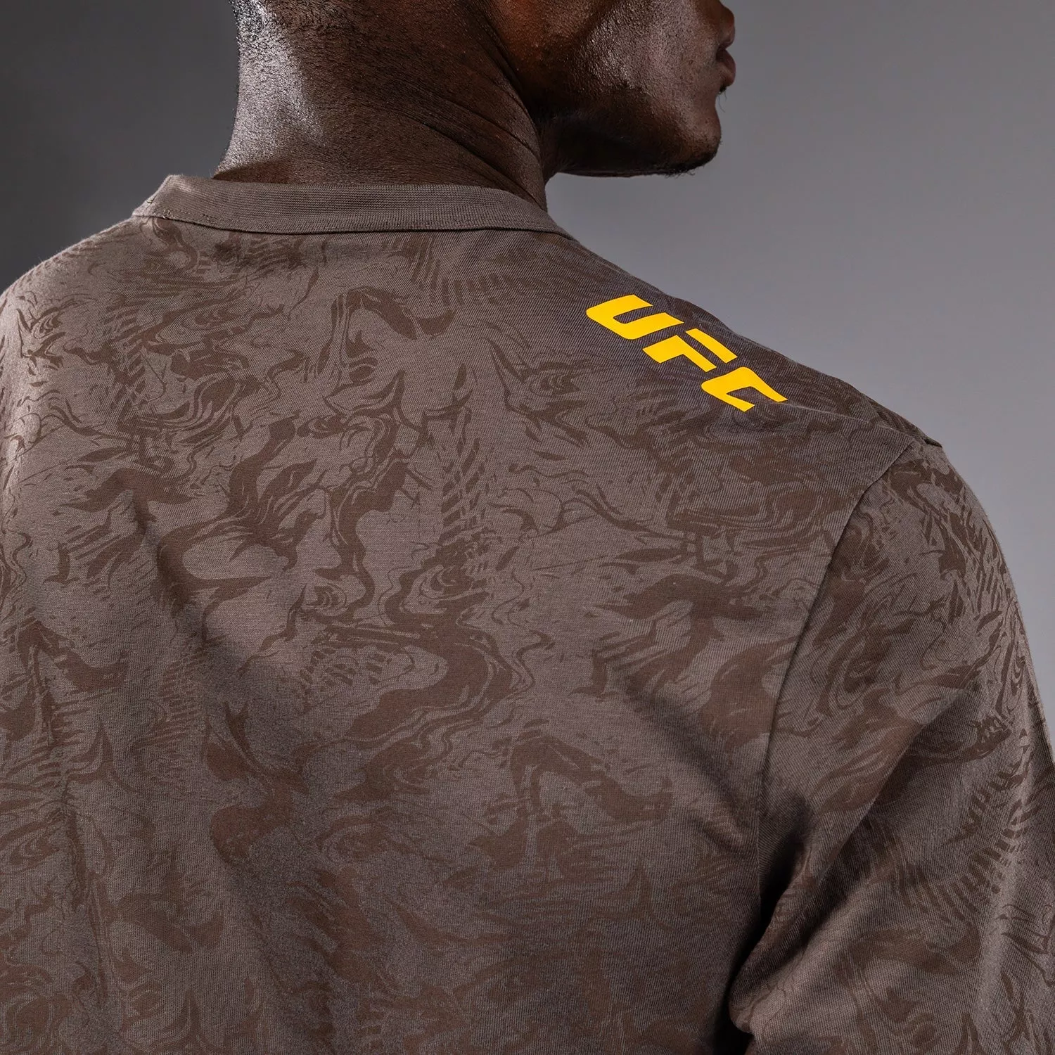 Футболка Venum UFC Fusion Authentic Fight Week T-Shirt Earthen Brown-S