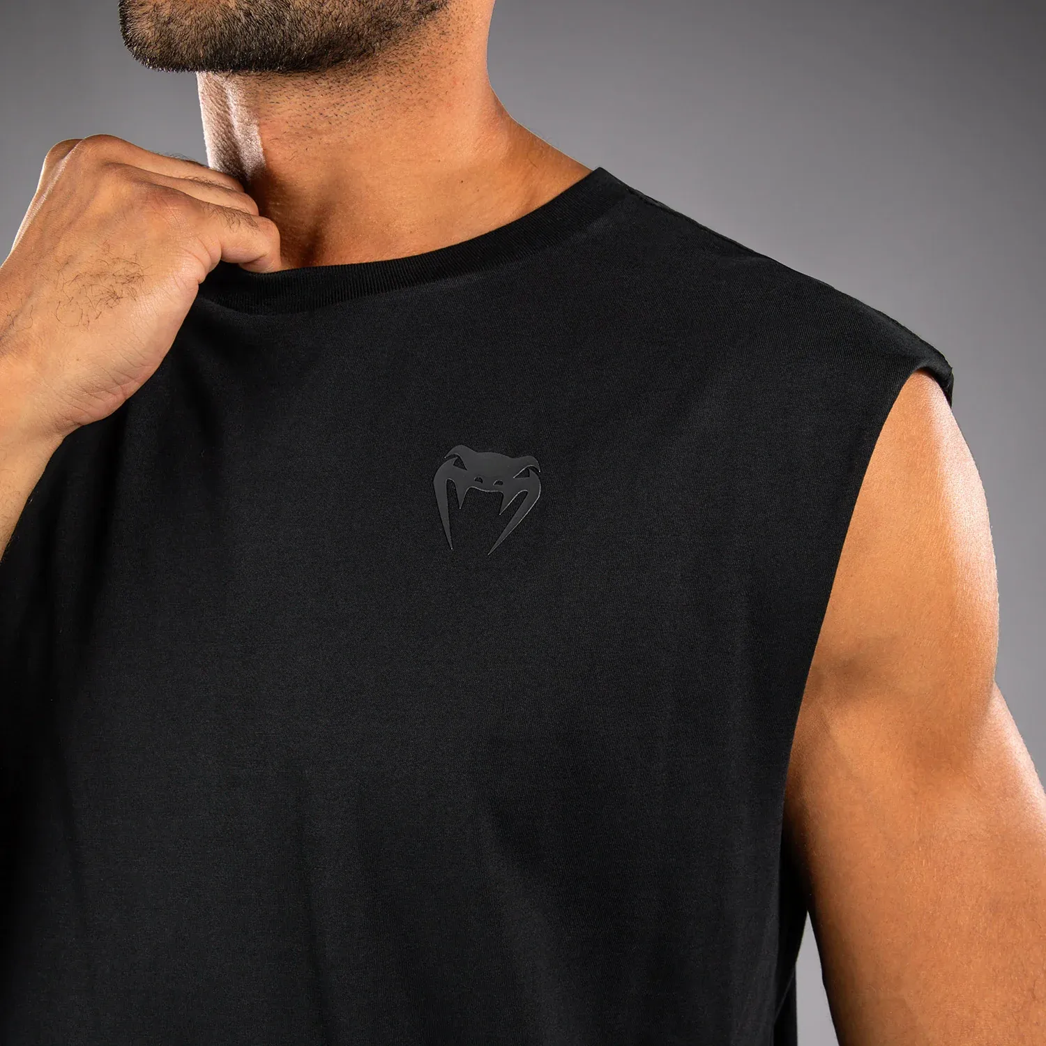 Майка Venum Divide Sleeveless T-Shirt Black-S