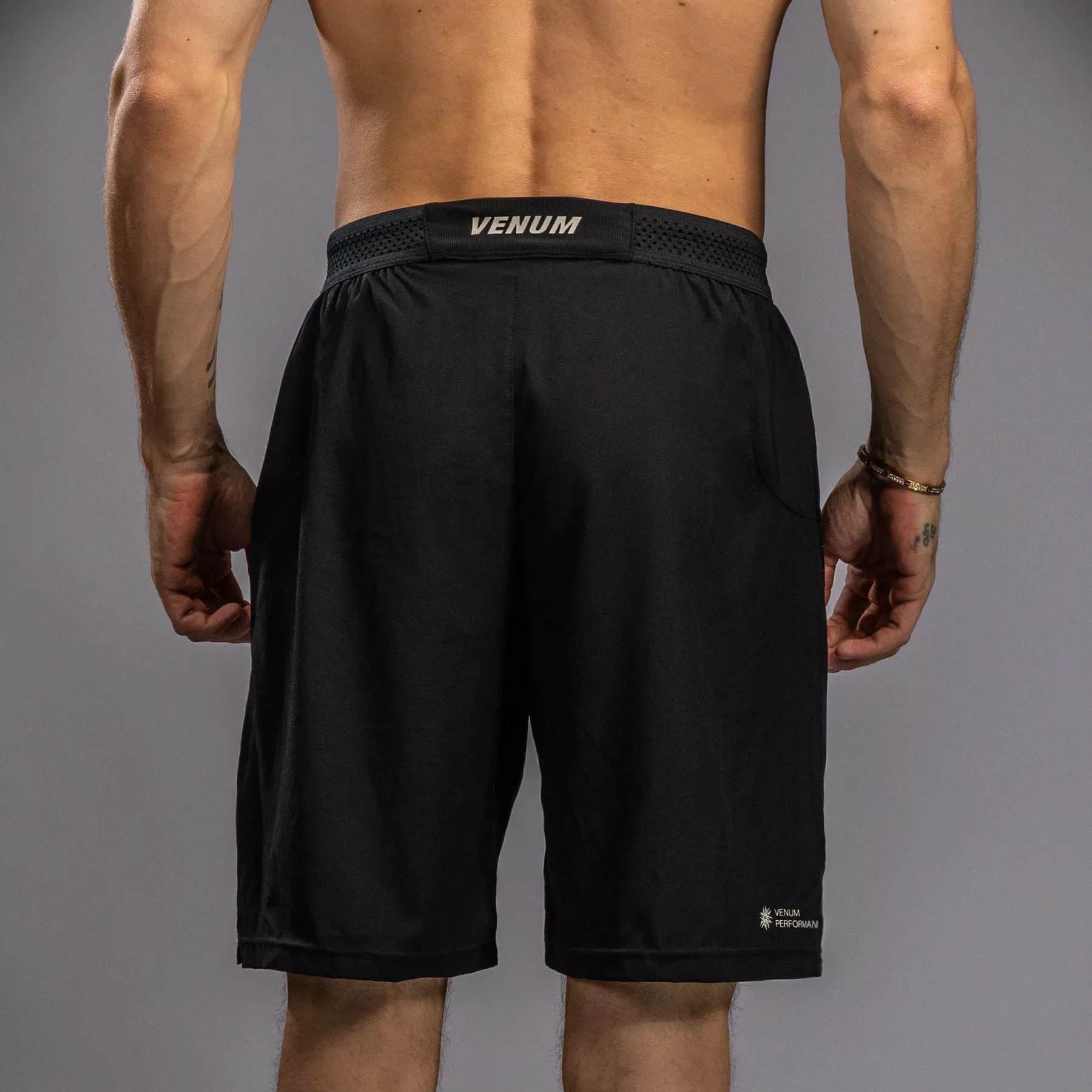 Шорты Venum G-Fit Air Training Short Deep Black/Desert Sand-S