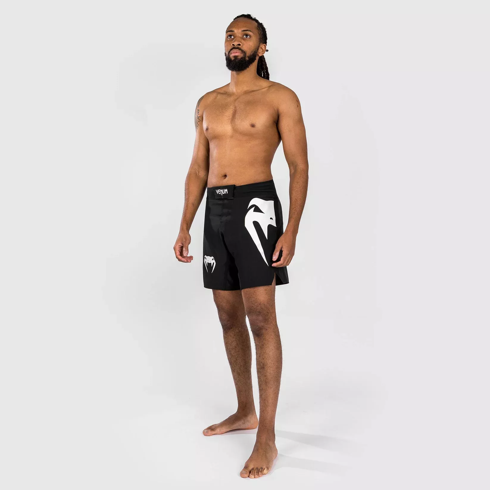 Шорти ММА Venum Light 5.0 Fightshort Black/White-S