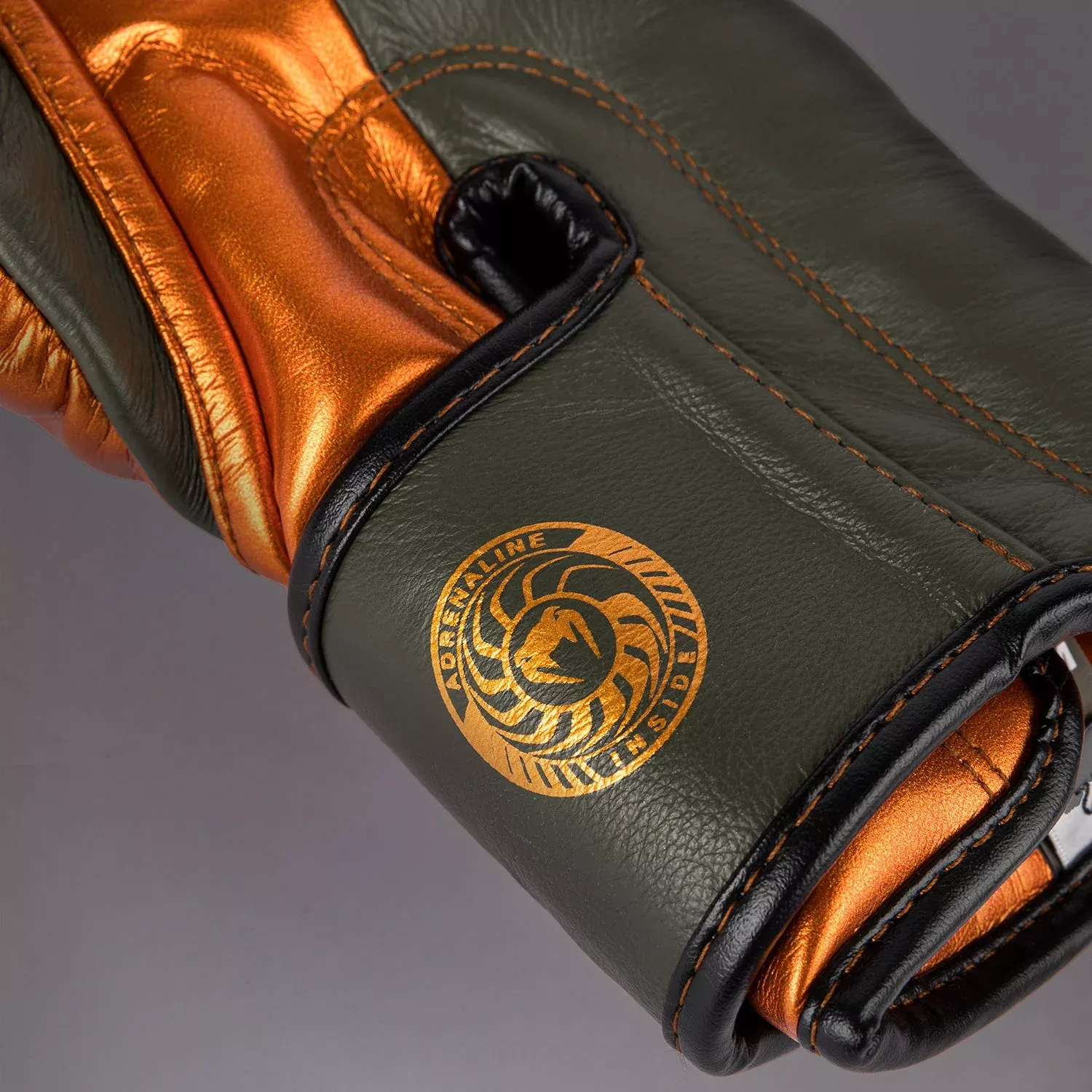 Рукавички для боксу Venum Giant 3.0 Boxing Gloves Khaki/Bronze-10