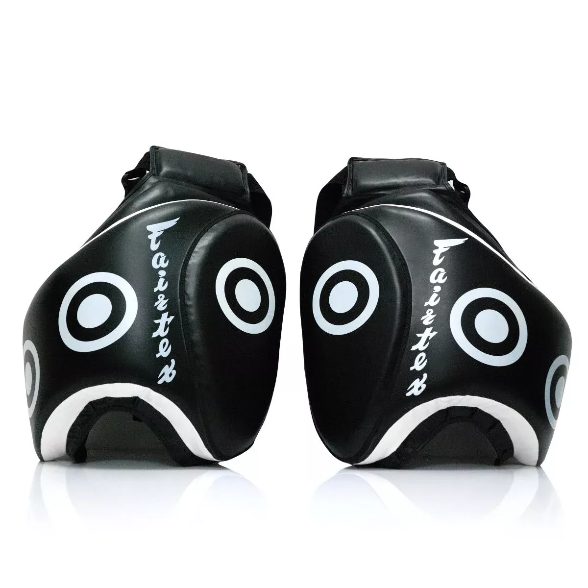 Накладки тренерские на бедра Fairtex TP3 Thigh Pads-универсальный