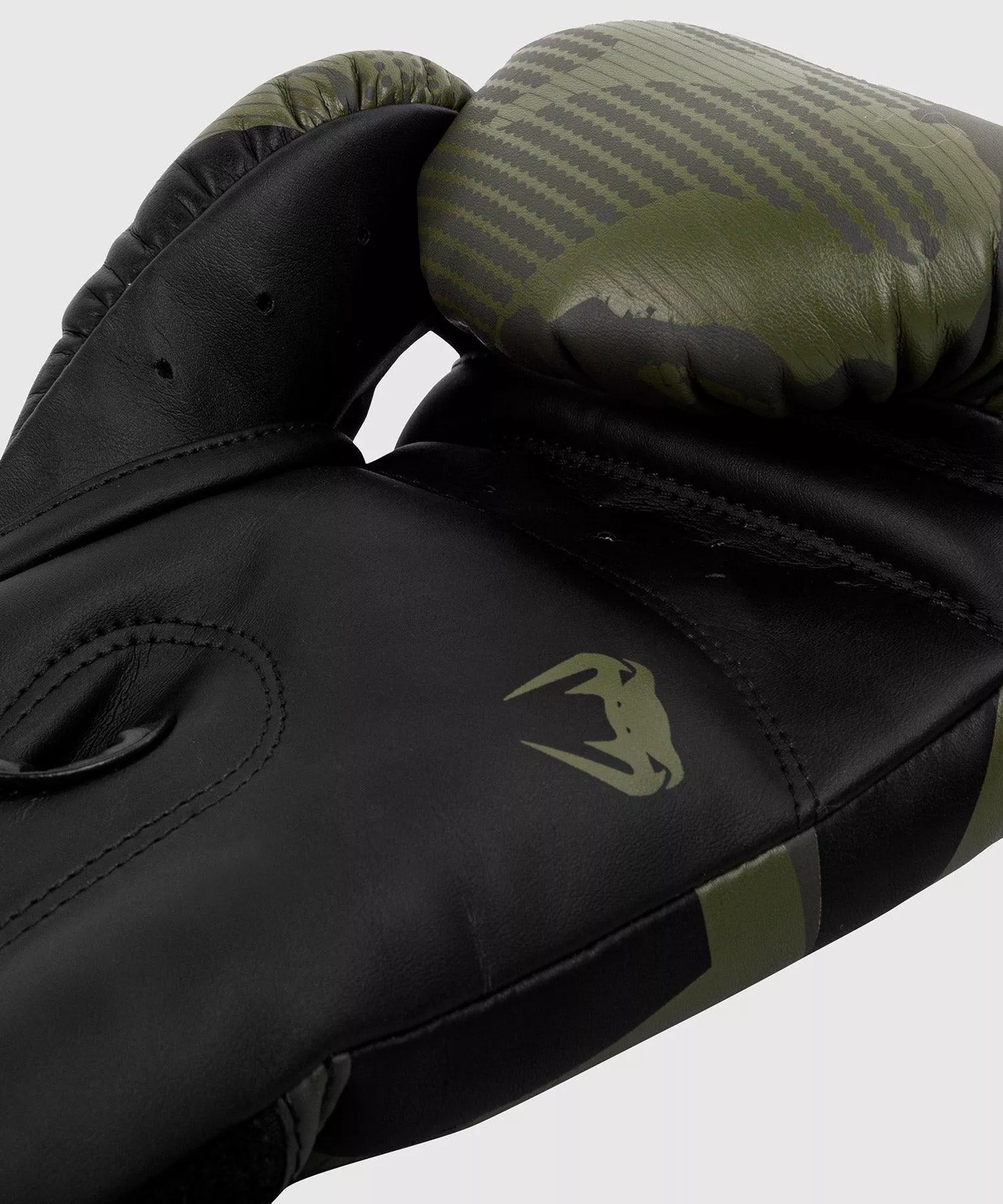 Перчатки для бокса Venum Elite Boxing Gloves Khaki/Camo-12