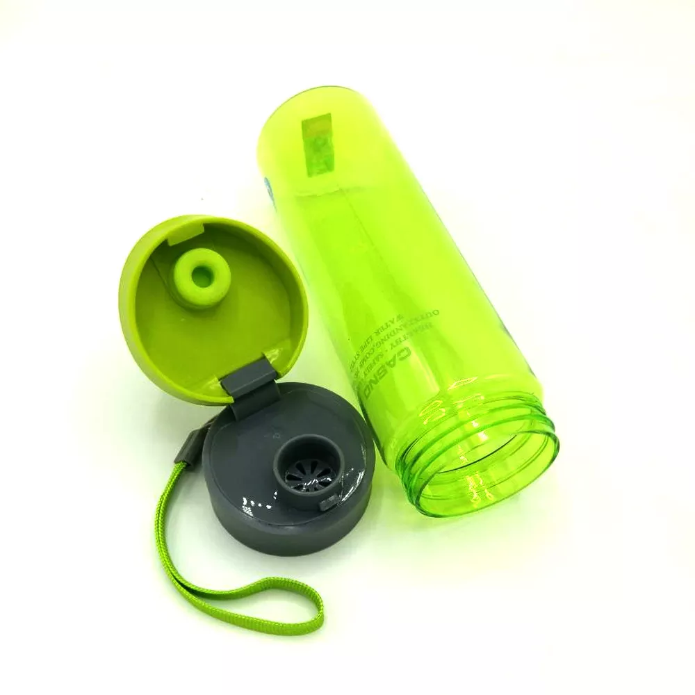 Пляшка для води CASNO 600 мл KXN-1145 Зелена + пластиковий віночок