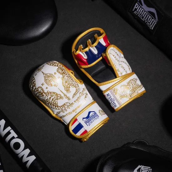 Перчатки для ММА Phantom Muay Thai White Gold S/M (капа в подарок)