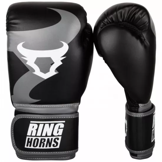 Боксерские перчатки Ringhorns charger black 10 унций