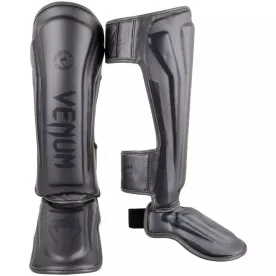 Захист ніг Venum Predator Standup Shinguards Grey-M