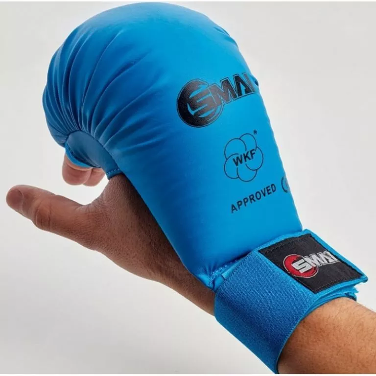 Перчатки для карате Smai с лицензией WKF-XS