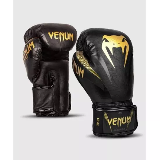 Боксерские перчатки Venum Impact Boxing Gloves Gold Black-8
