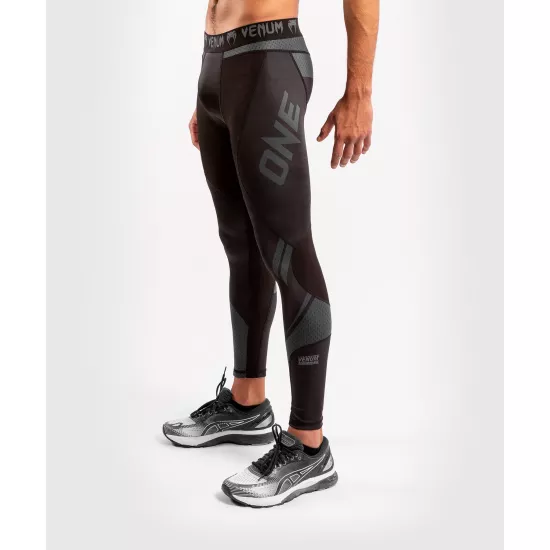 Компрессионные штаны Venum ONE FC Impact Compression Tights Размер: S