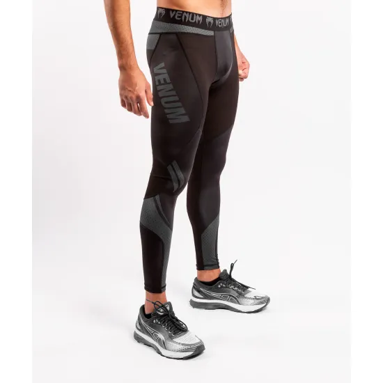 Компрессионные штаны Venum ONE FC Impact Compression Tights Размер: S