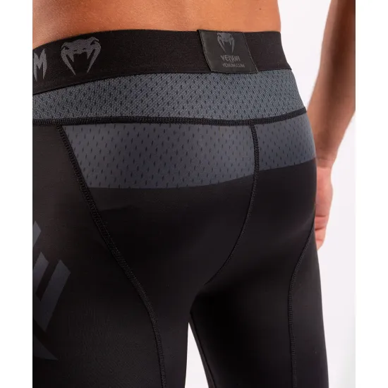 Компрессионные штаны Venum ONE FC Impact Compression Tights Размер: S