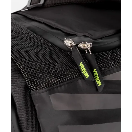 Спортивная сумка Venum Stripes Sports Bag