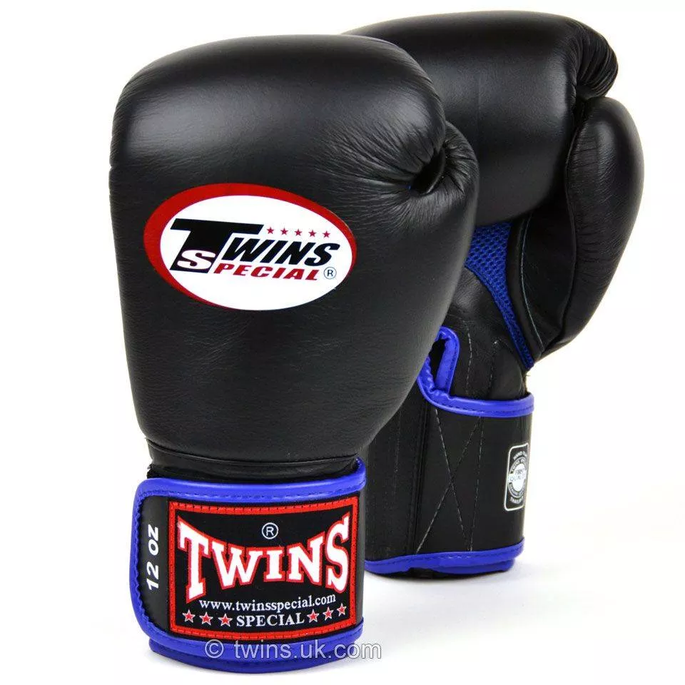 Перчатки боксерские Twins BGVLA-1