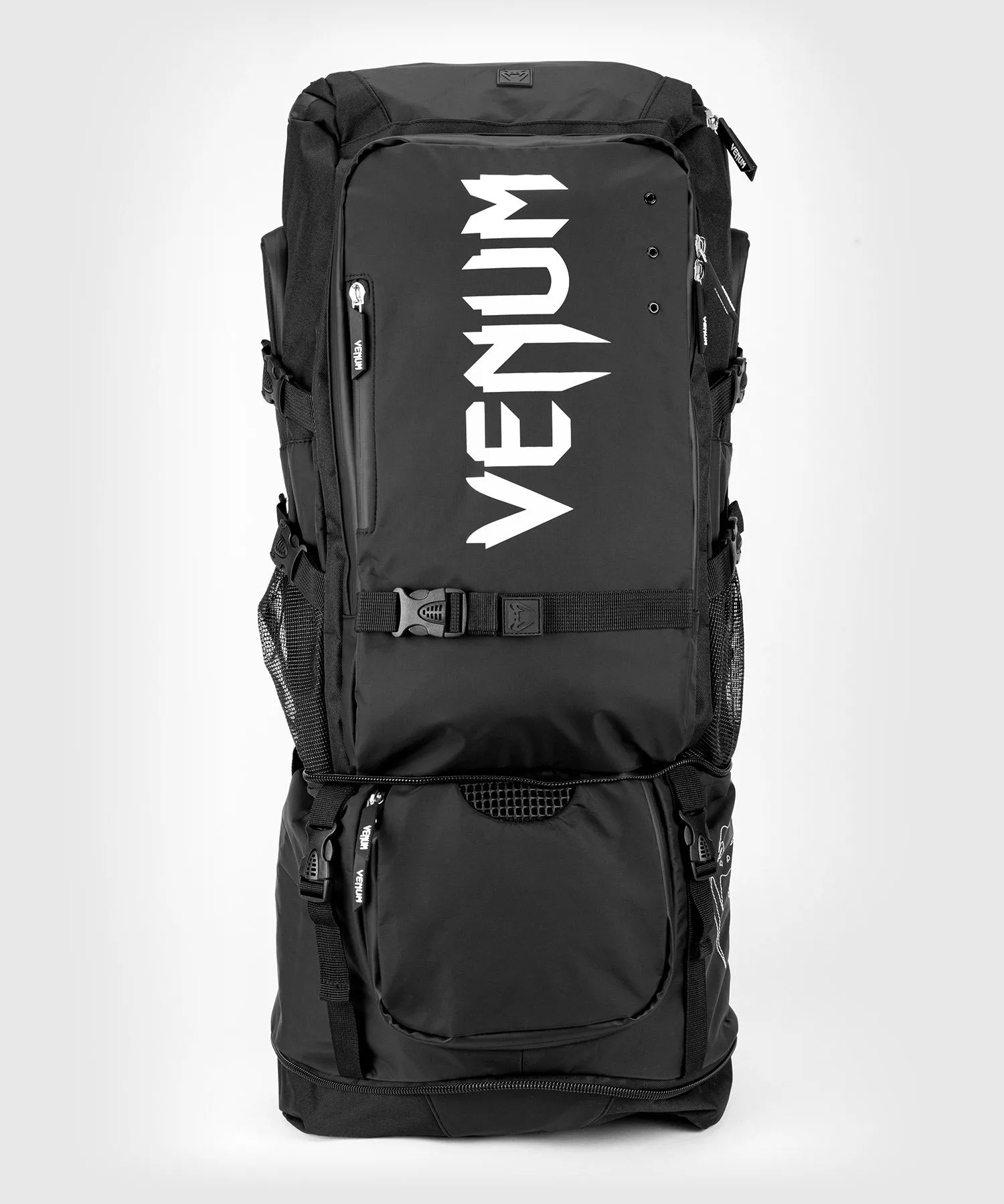 Рюкзак-сумка VENUM Challenger Xtrem Evo Backpack-чорний