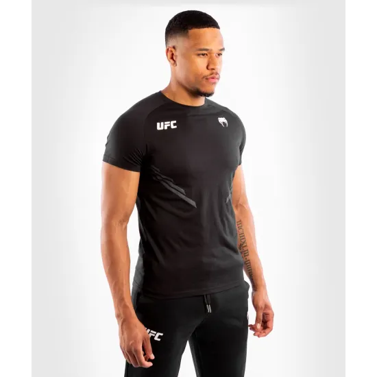 Футболка UFC Venum replica XS