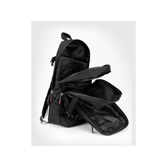 Рюкзак VENUM Challenger Pro Evo Backpack Чорно-золотий