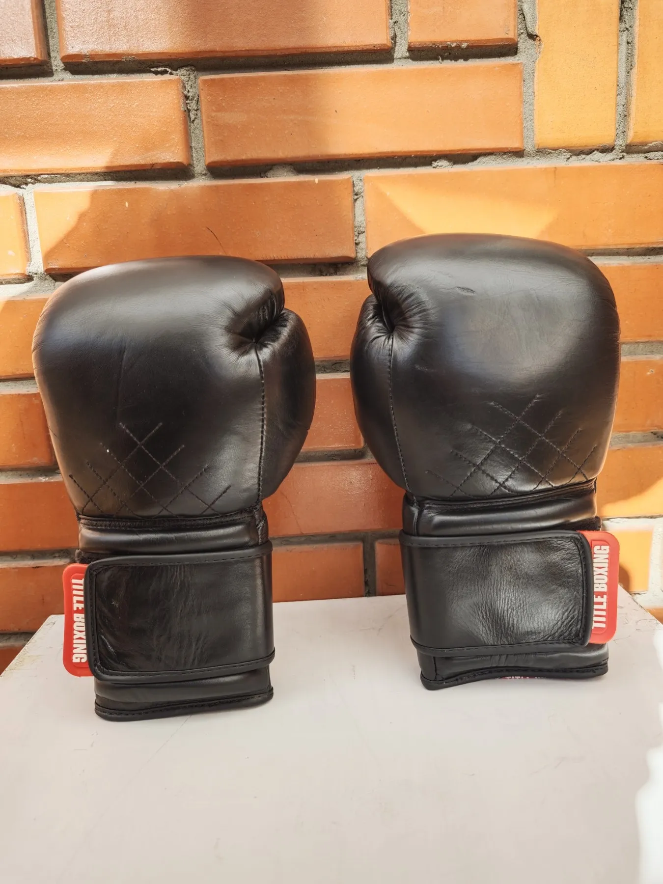 УЦІНКА! Рукавиці для боксу  TITLE Boxing Ko-Vert Чорні 12 унцій