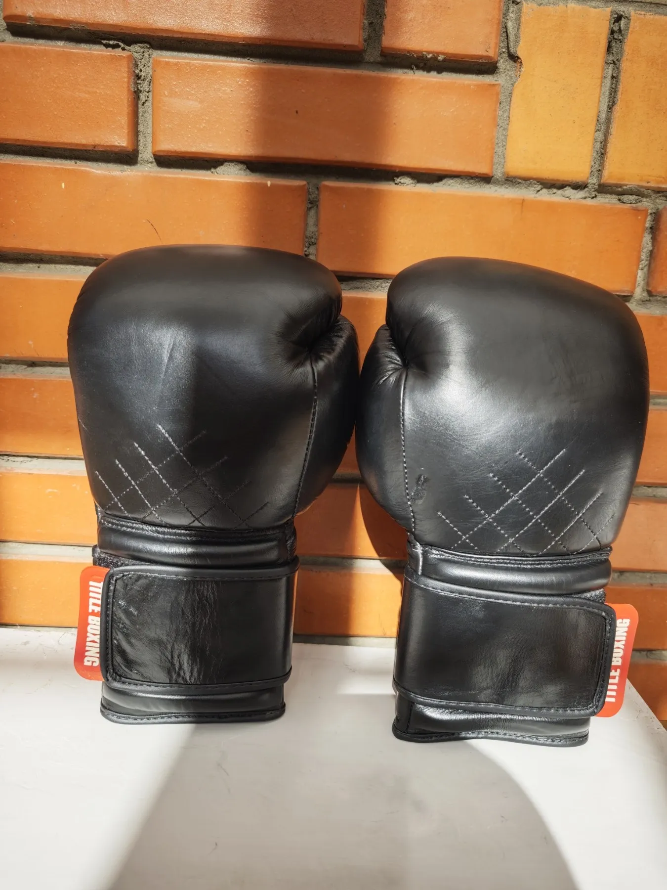 УЦІНКА! Рукавиці для боксу  TITLE Boxing Ko-Vert Чорні 12 унцій