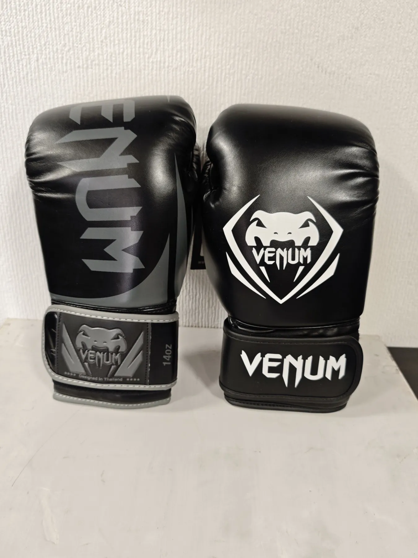 УЦЕНКА! Боксерские перчатки Venum Challenger 2.0/Contender Black-14