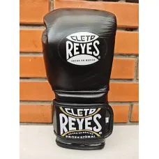 Права рукавичка Cleto Reyes Hook and Loop Training Gloves-14