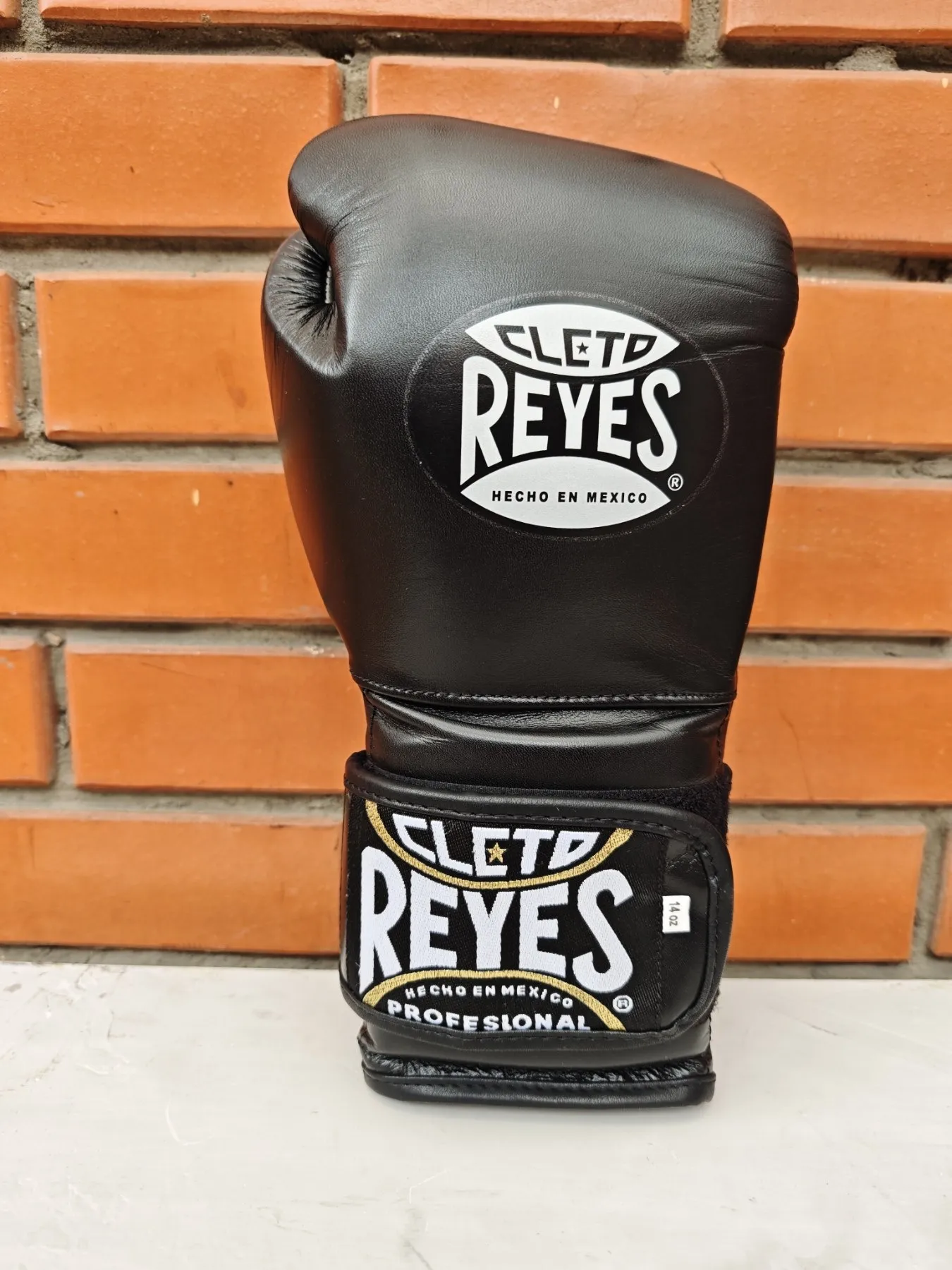 Б/В Права рукавичка Cleto Reyes Hook and Loop Training Gloves-14